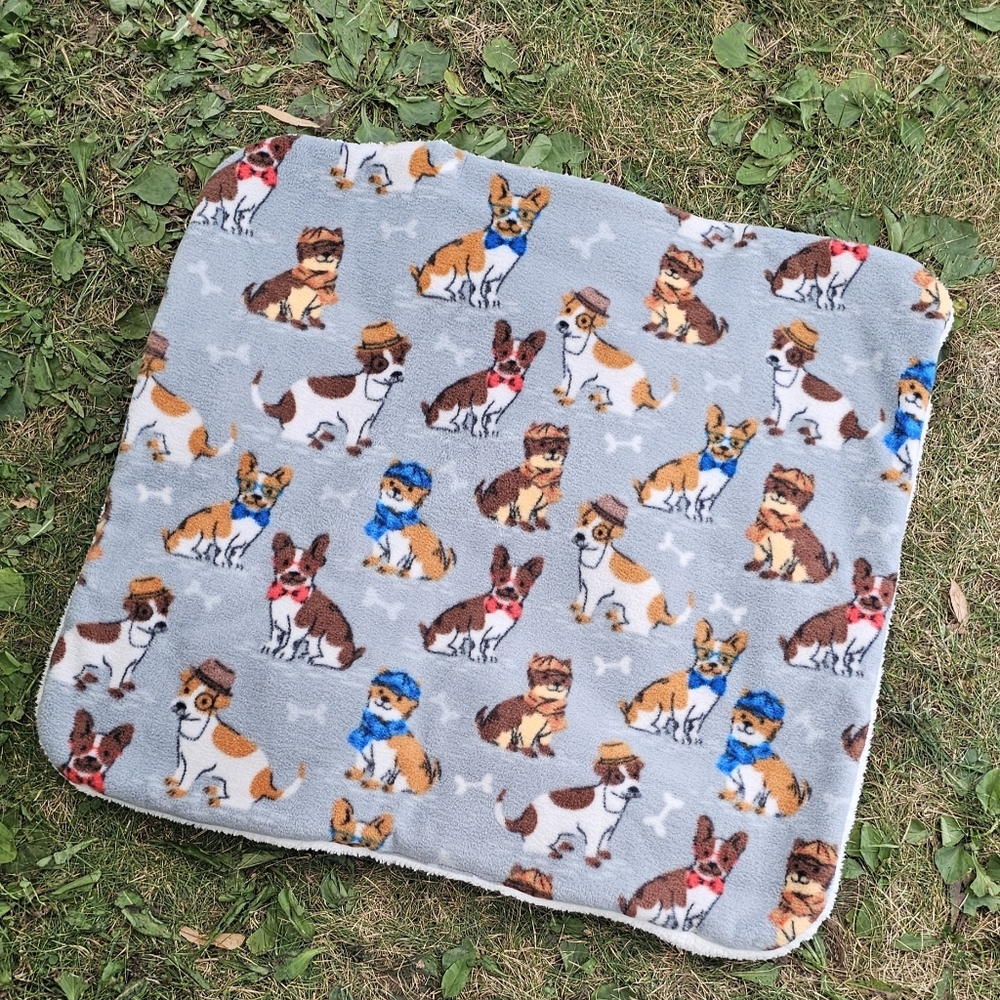 NEW! Puppy Dogs Gray Pet Mat - Large - 3 Layers, Fleece + Sherpa | Dog Cat Baby